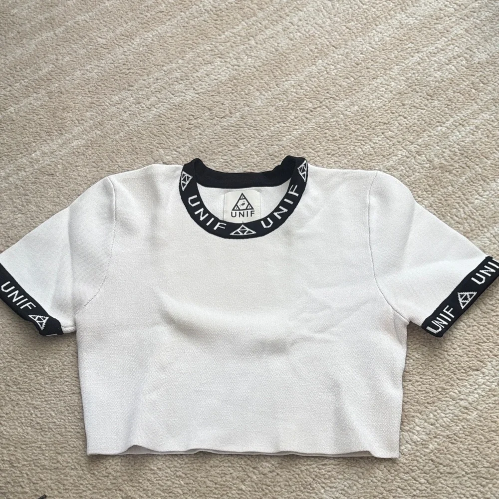 UNIF Women’s Cropped T-Shirt - Picture 1 of 5